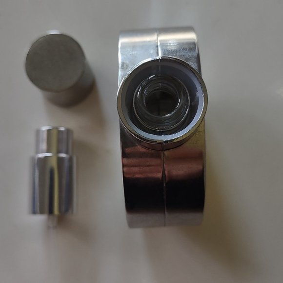 Vintage Saks Fifth Avenue Silver Tone Flask Atomizer for Fragrances - Picture 10 of 13